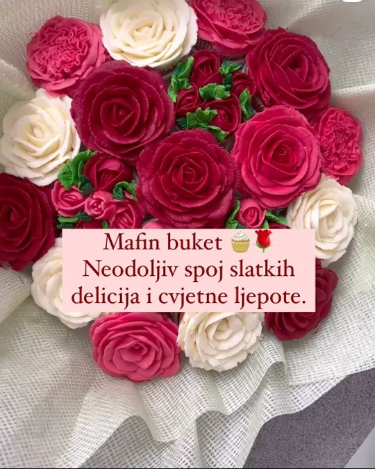 Buket mafina s natpisom: Mafin buket, neodoljiv spoj slatkih delicija i cvjetne ljepote